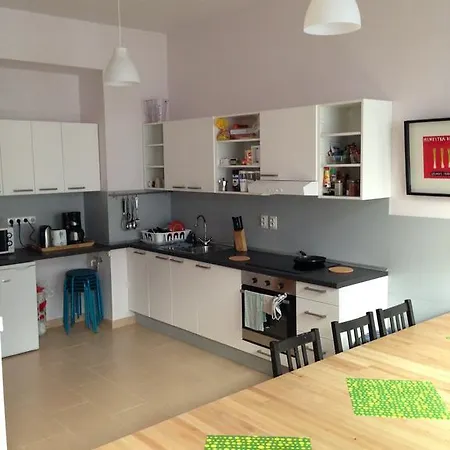 Albergue One