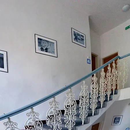 One Albergue *
